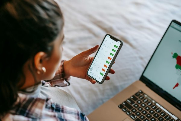 Les atouts insoupçonnés d'un studio près d'une université : pourquoi investir ici plutôt qu'en centre-ville ?